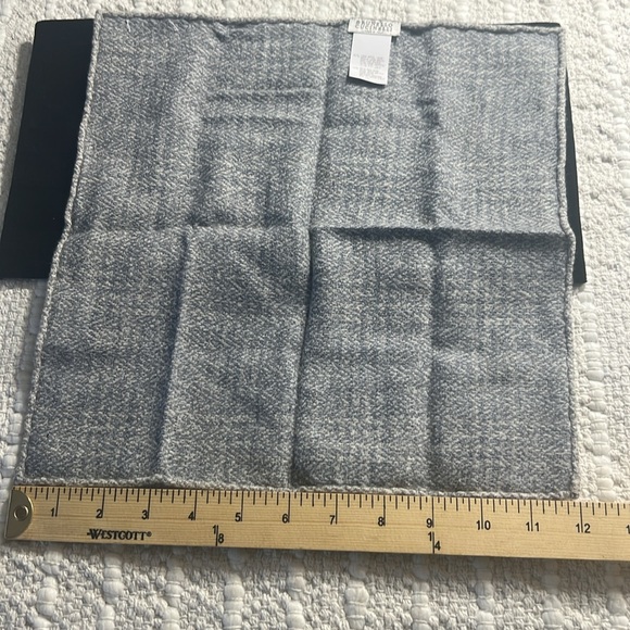 brunello cucinelli Plaid wool silk blend pocket square Men’s Size 12” Blue/Gray - Picture 5 of 7